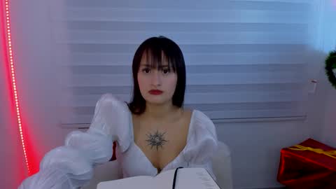 Sarah Ramirez online show from 11.27.25