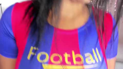 Snapshot of sarah_sanz chatting on 02.12.26 sarah online show from 02.12.26