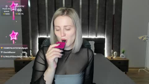 Snapshot of sarah_soul chatting on 01.30.25 Sarah online show from 01.30.25