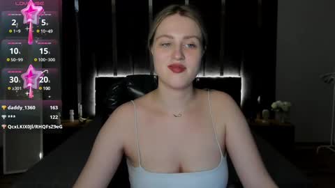 Snapshot of sarah_soul chatting on 02.13.25 Sarah online show from 02.13.25