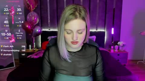 Snapshot of sarah_soul chatting on 03.05.25 Sarah online show from 03.05.25