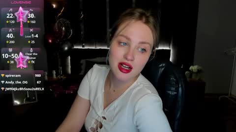 Snapshot of sarah_soul chatting on 03.07.25 Sarah online show from 03.07.25