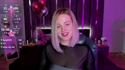 Snapshot of sarah_soul chatting on 03.12.25 Sarah online show from 03.12.25