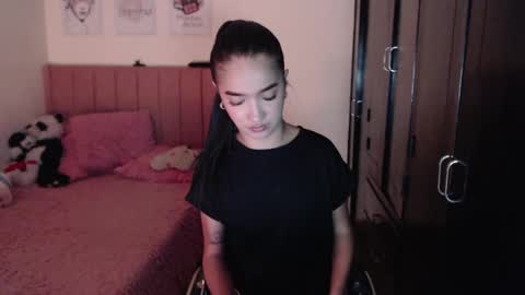 Snapshot of sarah_stone15 chatting on 01.29.25 Sarah online show from 01.29.25