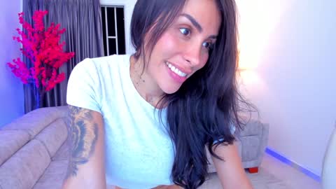 Sarah online show from 12.12.24