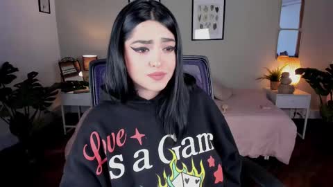   online show from 02.24.25