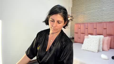 Sarah Deyvis online show from 01.16.25