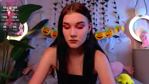 Sarah  online show from 11.01.25