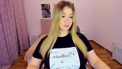 Sarah online show from 12.16.24