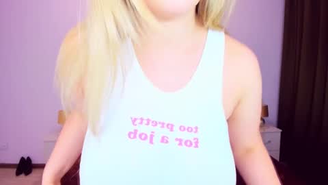 Sarah online show from 12.22.24