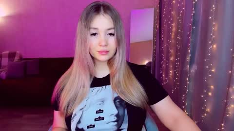 Sarah online show from 03.10.25