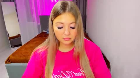 Sarah online show from 11.06.25