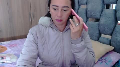 Lia online show from 02.12.25