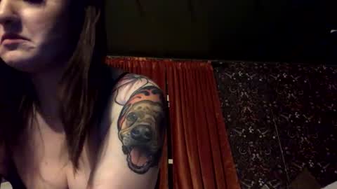 sarahsweetie17 online show from 11.19.25