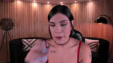 Sarah  independent model online show from 11.05.25