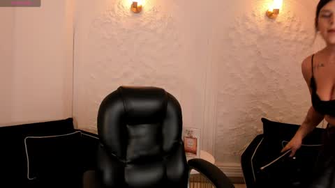 Sarah  independent model online show from 05.10.26