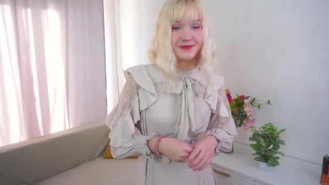 Snapshot of saraigoodrick chatting on 02.23.26 Kivi online show from 02.23.26