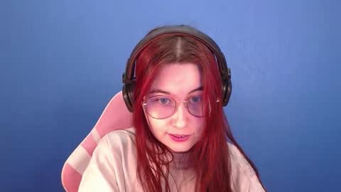 Snapshot of sarakinski chatting on 02.27.26 Sara online show from 02.27.26