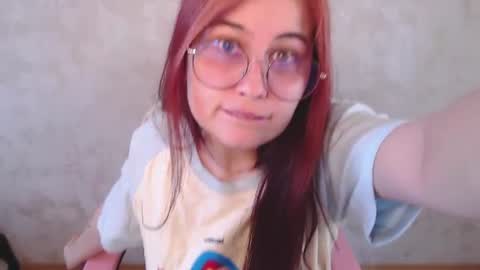 Snapshot of sarakinski chatting on 07.15.26 Sara online show from 07.15.26