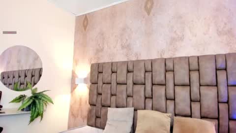 Sara online show from 09.27.25