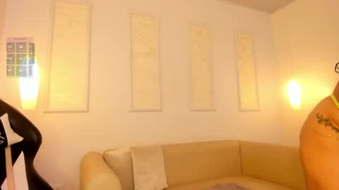 Sara online show from 10.06.25