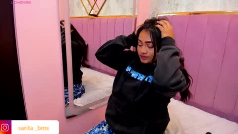   online show from 02.04.25