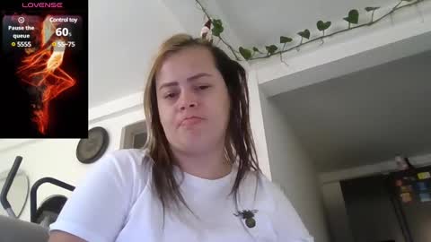 Snapshot of saramartinez100 chatting on 01.03.25 sara martinez online show from 01.03.25