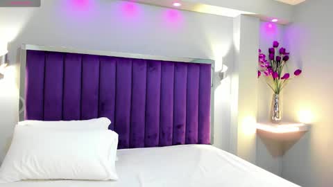 Sara   online show from 09.11.25