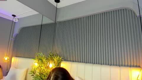 Sara   online show from 12.21.25