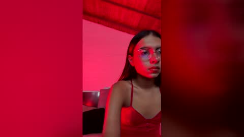 Snapshot of sarasaenz999 chatting on 03.03.26 sarasaenz999 online show from 03.03.26