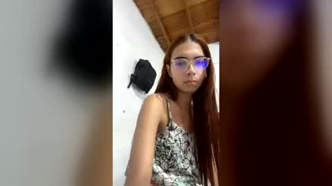 Snapshot of sarasaenz999 chatting on 07.01.26 sarasaenz999 online show from 07.01.26