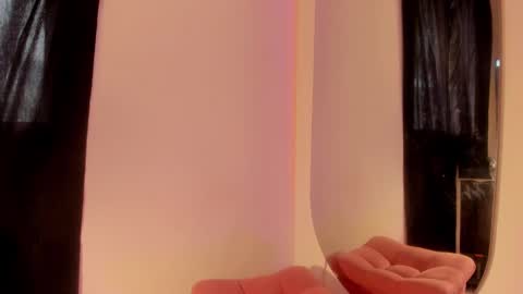 Sara  online show from 03.10.25