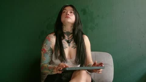 Snapshot of saratrita chatting on 05.06.26 Sara Herrera online show from 05.06.26