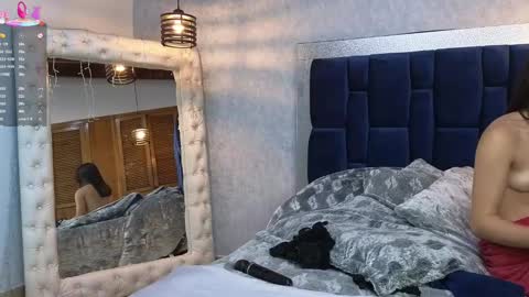 Snapshot of sarawilliamss_ chatting on 02.22.25 Sara W online show from 02.22.25