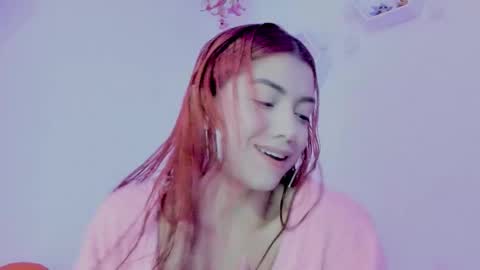 Saray  online show from 11.07.25