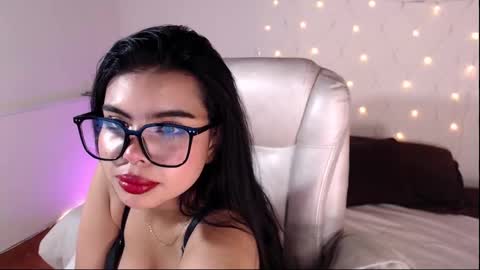 saray__jones online show from 03.12.25