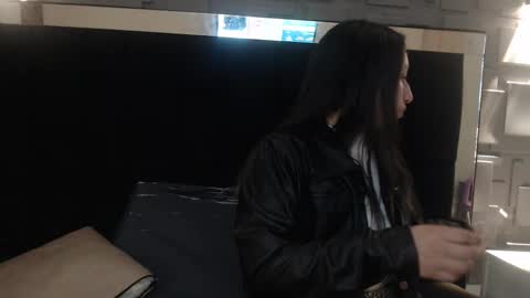 Saray Pink online show from 01.10.26