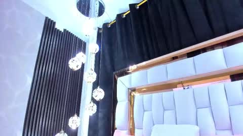 Snapshot of sarayroyse chatting on 03.17.26 Saray online show from 03.17.26