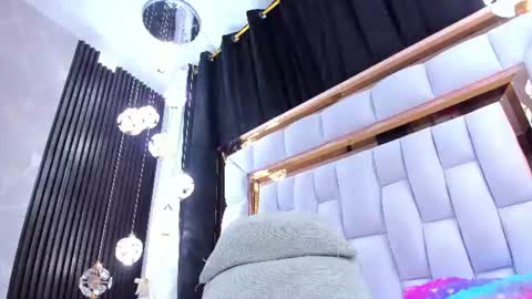 Snapshot of sarayroyse chatting on 07.16.26 Saray online show from 07.16.26