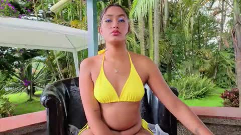 sarazuletaa online show from 02.15.26