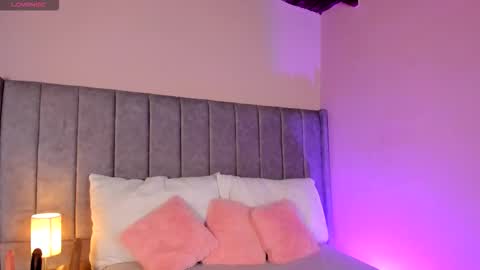 Sara Garcia online show from 11.19.25