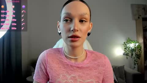 Your Selena 3 online show from 11.16.25