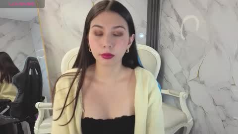 sarita22_a online show from 11.23.25