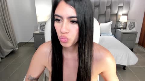 Snapshot of sarita_evanss chatting on 12.15.24  Saritaaa  online show from 12.15.24