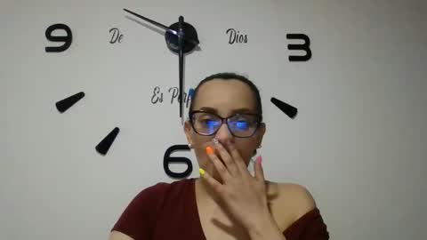 Snapshot of sarita_start chatting on 11.11.25 sarita_start online show from 11.11.25