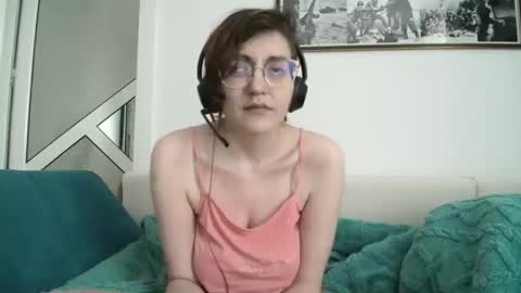 Snapshot of sarraboots chatting on 04.10.26 sarraboots online show from 04.10.26