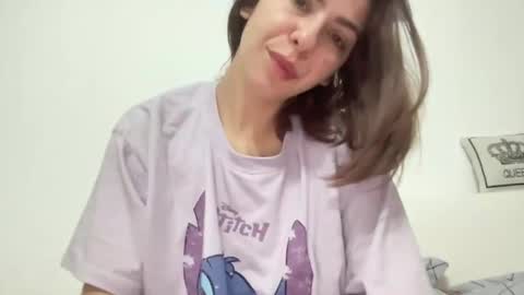 Snapshot of sarrah_rossy chatting on 03.10.25 Sarrah online show from 03.10.25