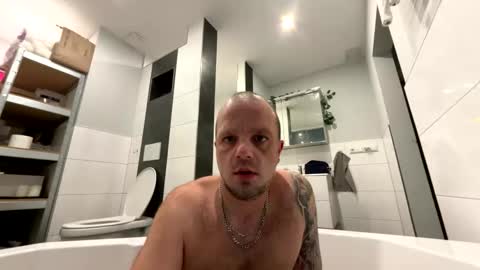 Men37 online show from 10.22.25
