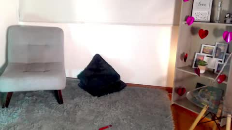 Snapshot of sasha_bowei chatting on 05.20.26 sasha_bowei online show from 05.20.26