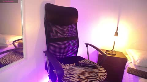 Sasha Brattz online show from 01.05.25